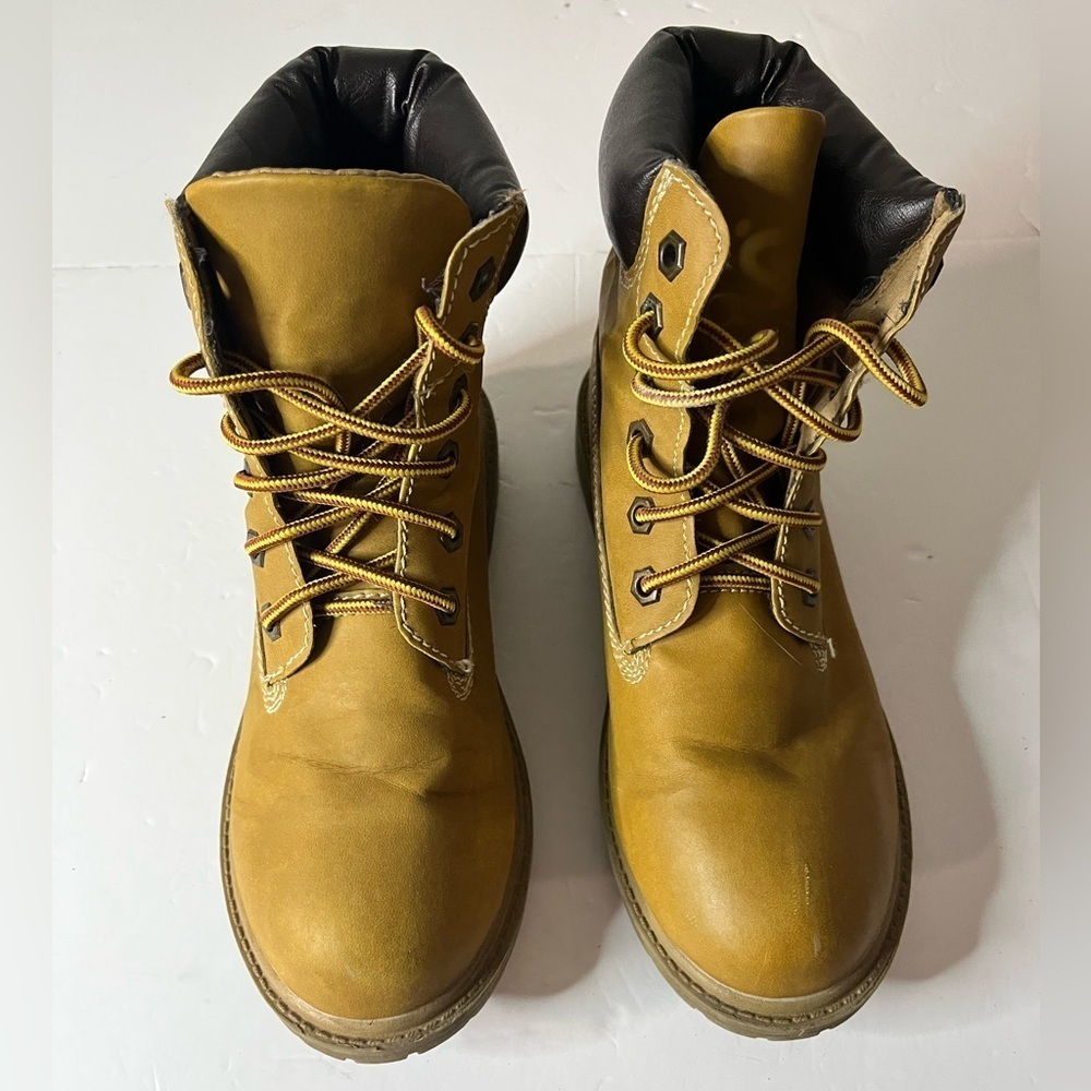 Esprit Women’s Tan Lace-Up Work Boots Size 7.5